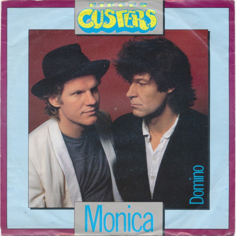 Circus Custers-Monica